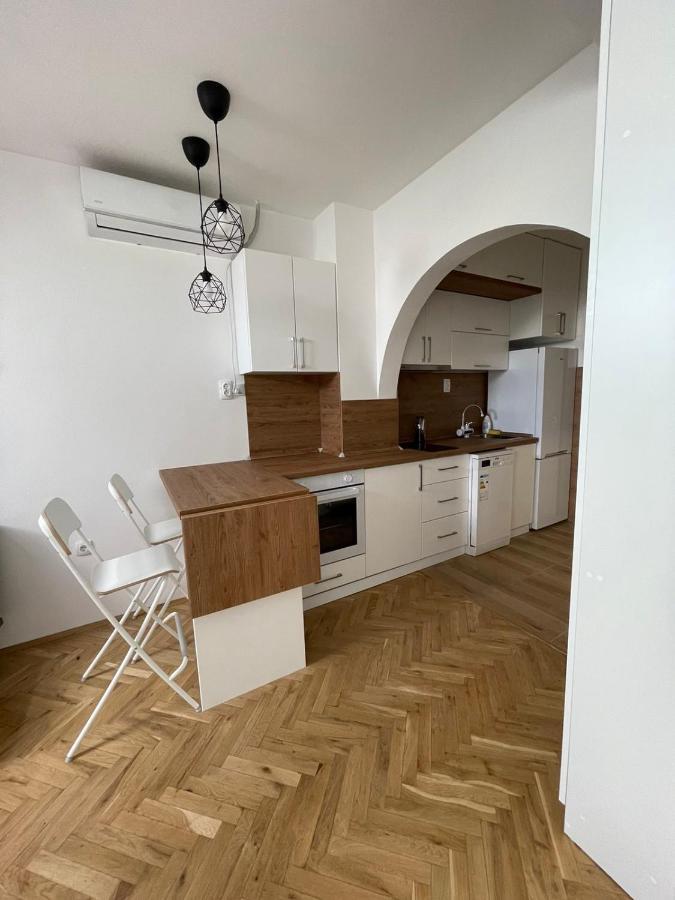 Stella Appartment Novi Sad Exteriör bild