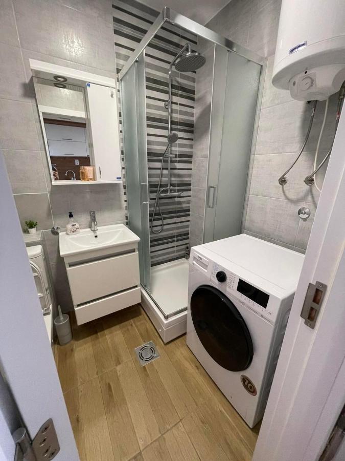 Stella Appartment Novi Sad Exteriör bild